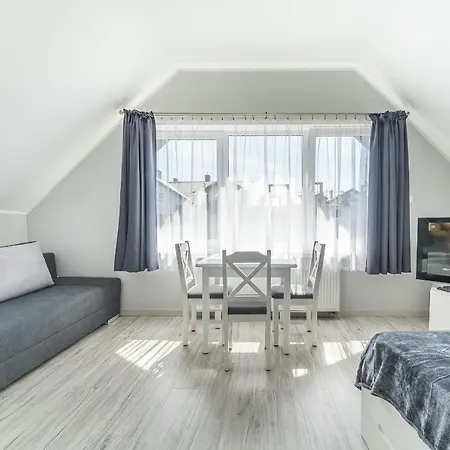 Niebieska Privatunterkunft Jastarnia